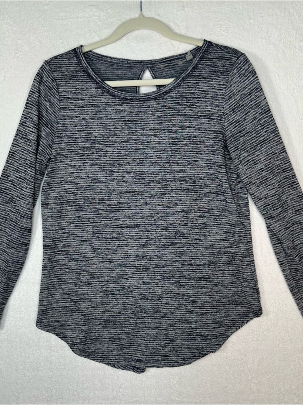 Athleta Breezy Beyond Soft Open Back Long Sleeve Top‎ Navy Stripe Women S Yoga